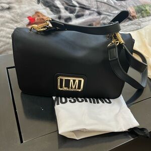 🔥🔥Love Moschino Crossbody!